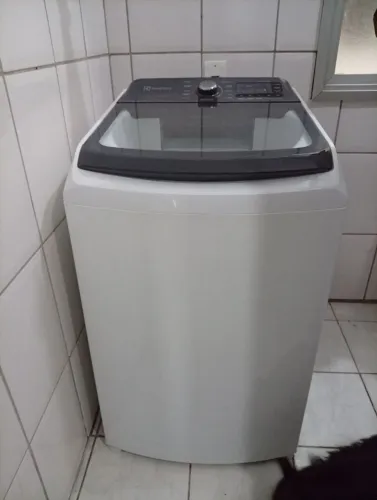 Máquina de lavar roupa 14kg Eletrolux