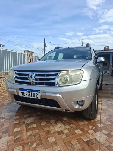 Renault Duster Dynamique 2.0 Hi-flex 16V Aut. 2013