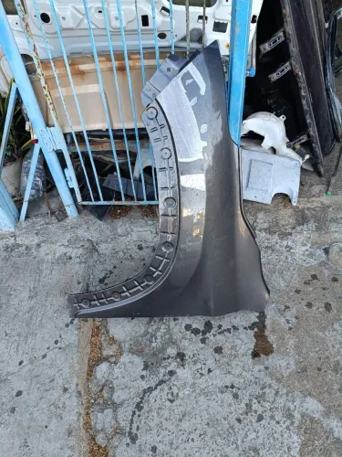 Paralama da toro lado esquerdo original (usado)