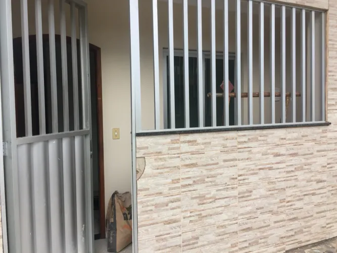 Alugo kitnet em São Geraldo Cariacica 