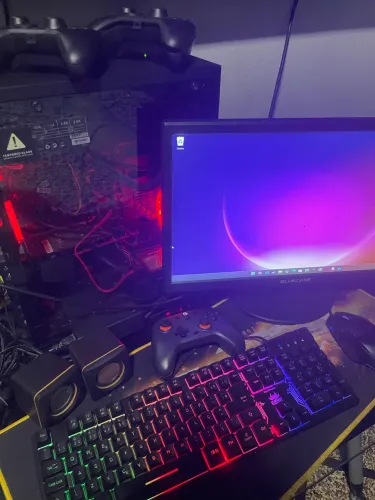 Vendo computador completo (usado)