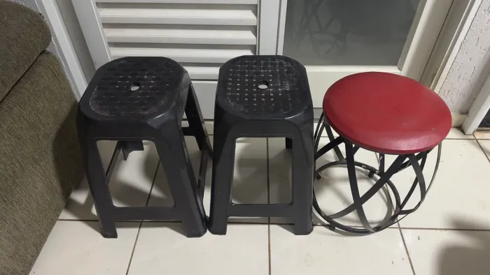3 banquetas