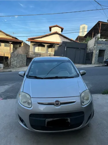 Fiat Palio Attractive 1.0 EVO Fire Flex 8V 5P 2012