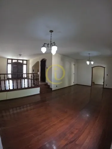 Casa para Aluguel no São Luiz, BH