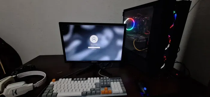 PC Gamer GTX 1650 Super 4GB, i5, 8GB RAM, 500GB SSD + Monitor