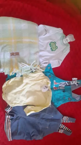 Roupas de bebe