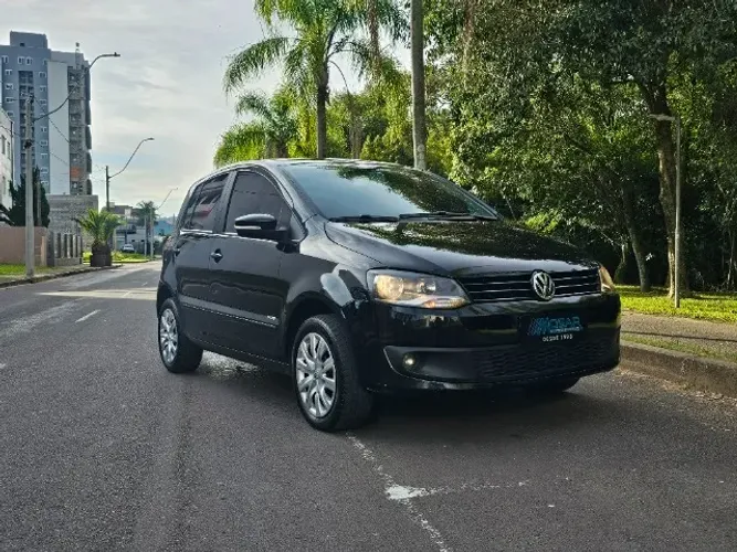 Volkswagen Fox 1.0 MI Total Flex 8V 5P 2013
