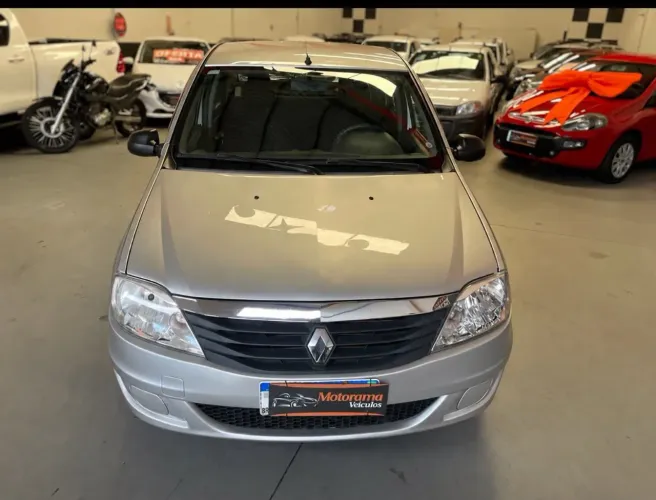 Renault Logan Authentique Hi-flex 1.0 16V 4P 2012