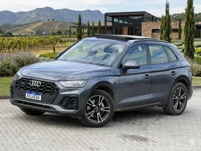 Audi Q5 Perf. Black 2.0 TFSIe S.tr. QT (hib.) 2022