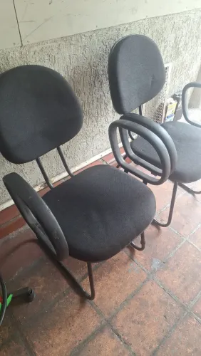Par de cadeiras pra escritório consultório 