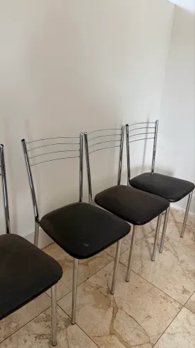 Conjunto 4 Cadeiras Cromadas de Jantar - Estofadas