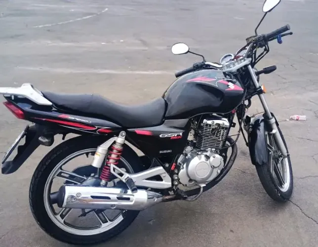 SUZUKI GSR 150i - 2016