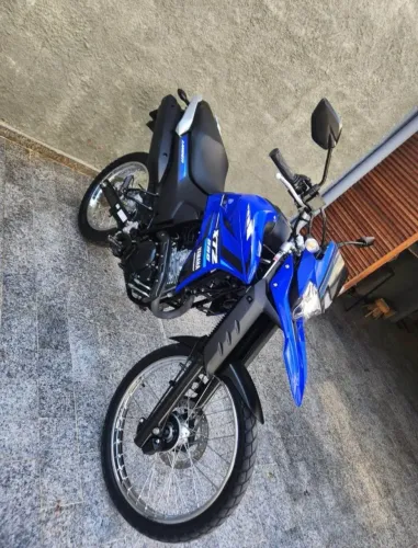 Vendo lander 250 2024 completa, manual, chave reserva tabela 27.200 venda *26500*