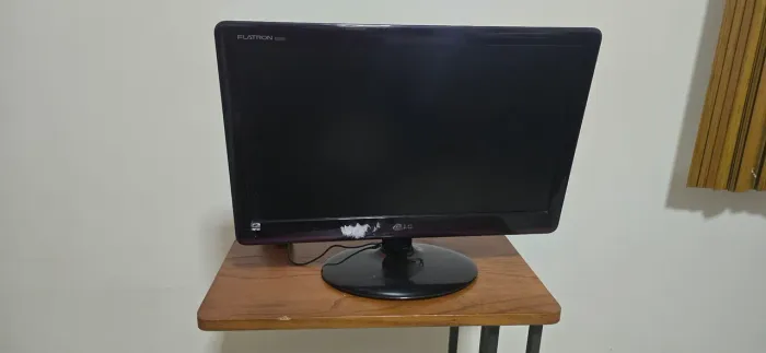 Monitor LG 20" Flatron