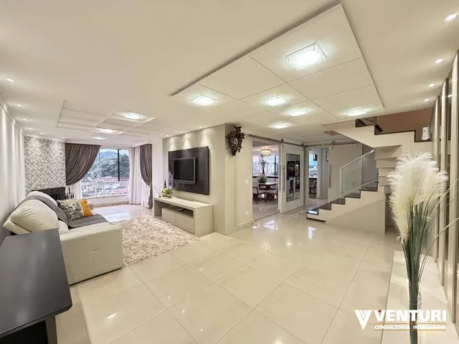 Apartamento Duplex com 3 dormitórios, sendo 2 suítes para alugar, 239 m² por R$ 6.200/mês