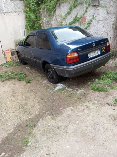 Volkswagen Logus GLI / GL 1.8 (álcool) 1995