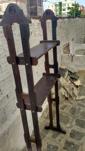 Estande de Madeira Maciça