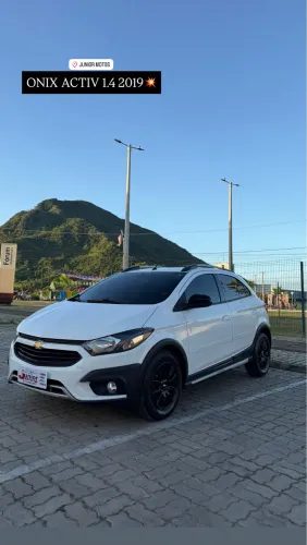 Chevrolet Onix Activ 1.4 8V Flex Mec. 4P 2019