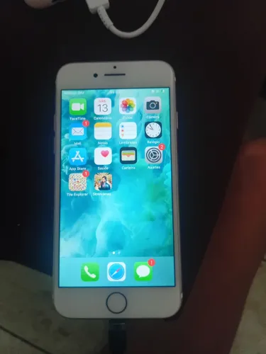 Vende-se celular iPhone 350,reais