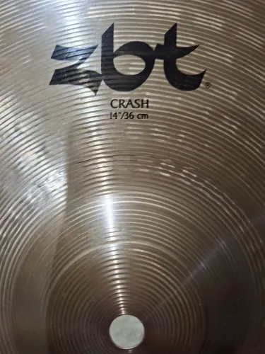 Prato Zildjian zbt crash 14 polegadas