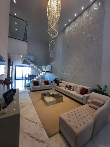 Bela casa em condomínio fechado para venda com 350m² -