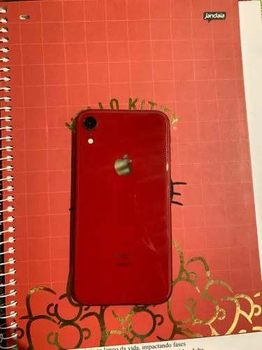iPhone xr vermelho, funcionando perfeitamente 72% de bateria