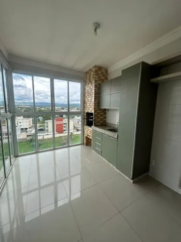 ? Apartamento Duplex Exclusivo | 145 m² | Vista Deslumbrante para a Serra e o Lago
