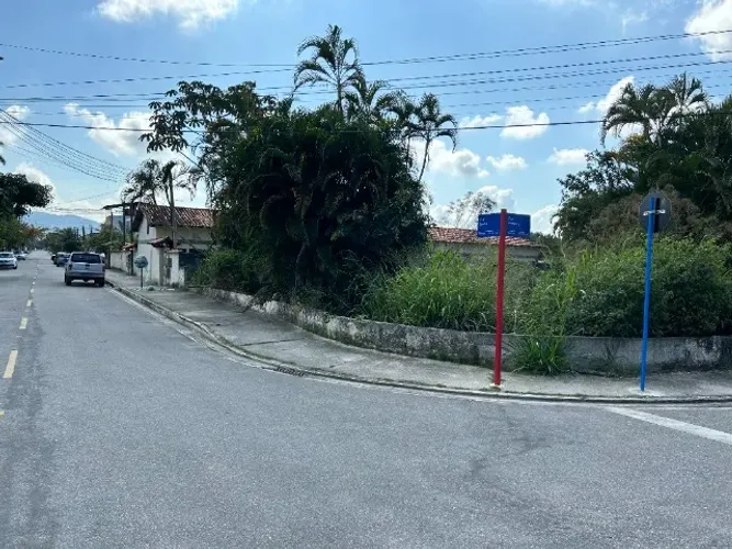 Terre de esquina com 532m2 com RGI, Parque Nanci, maricá-RJ