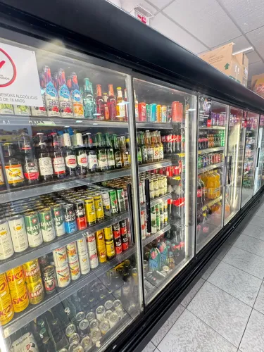 Expositor/geladeira 8 metros