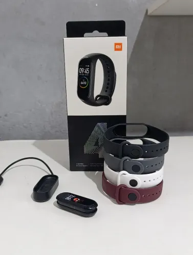 smartband Xiaomi Mi Band 4 original com 4 pulseiras