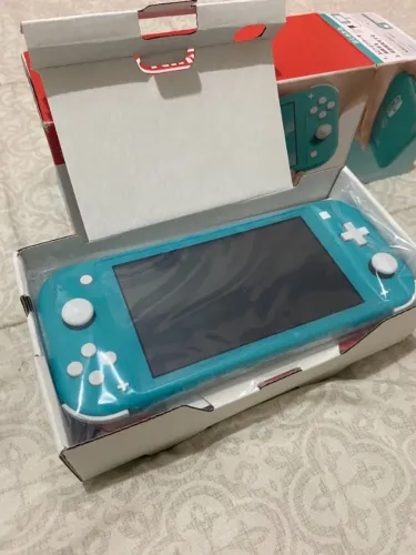 Nintendo Switch Lite 32gb NOVO IMPECÁVEL (Com Nota + Película de Vidro)