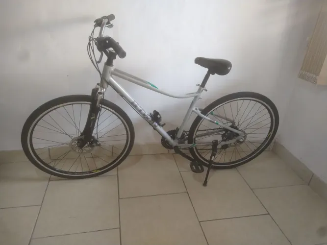 Bicicleta B-twin aro 29 