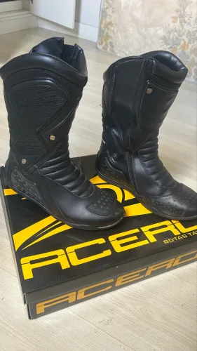 Bota motociclista