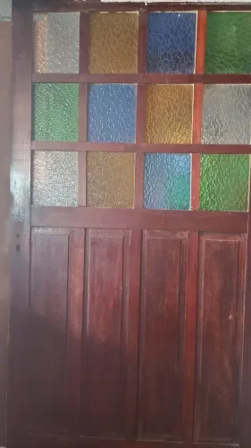 PORTA EM MADEIRA DE LEI
