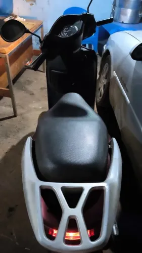 Vende-se moto Honda Lead 110 