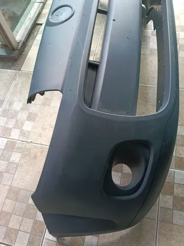 Para choque dianteiro uno