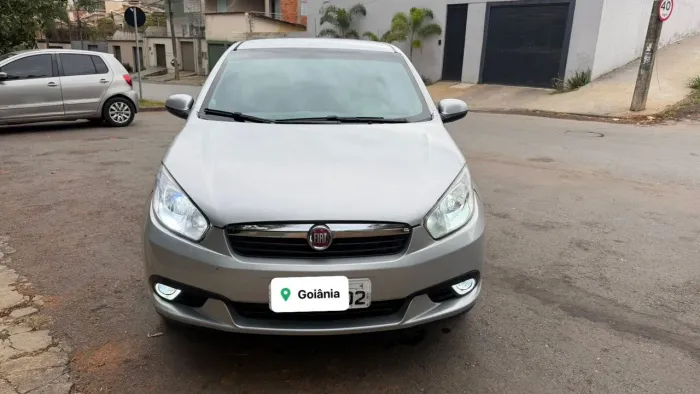 Fiat Grand Siena Essence 1.6 Flex 16V 2016