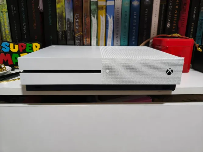 Xbox One S para retirada de peças - NAO LIGA!