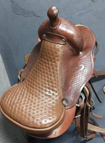 Sela de couro legítimo para cavalgada