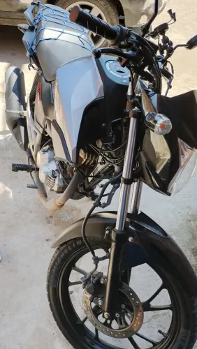 Aluguel de moto ?