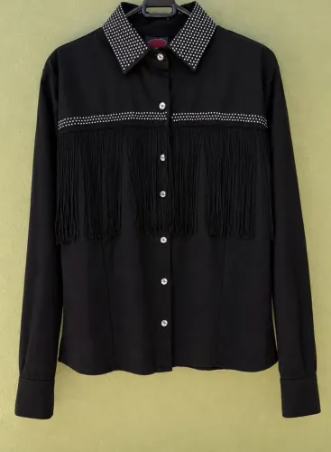 Camisa west country preta com franjas e strass g