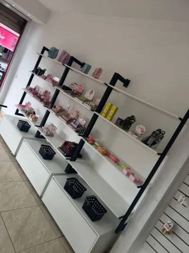 Móveis para loja