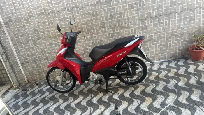 Biz 110 es apenas 9500km