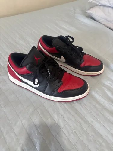 Tênis Nike air Jordan low