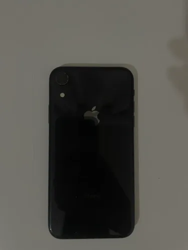 iPhone XR preto b L o Q u E a D o