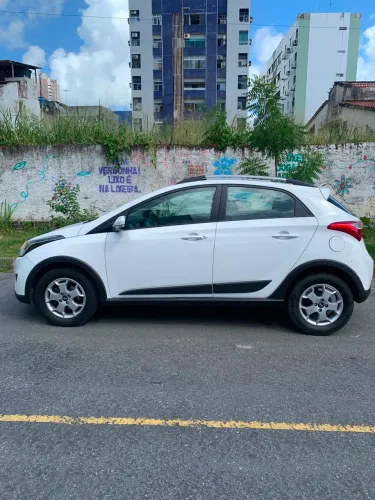 Hyundai HB20X Premium 1.6 Flex 16V Aut. 2014