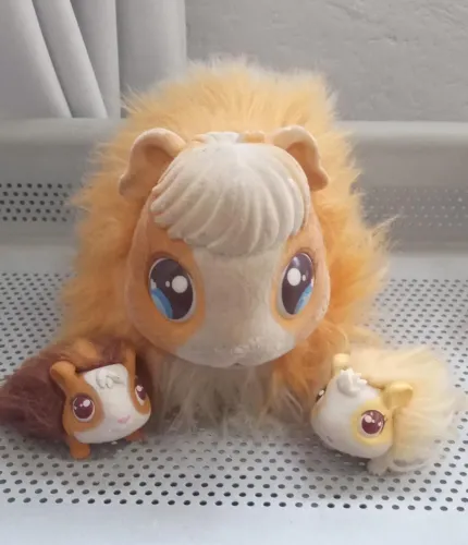 Brinquedo porquinho da índia little live pets mama surpise importado funcionando 