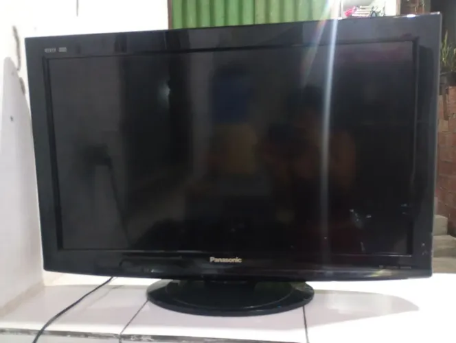 Vende se tv panasonic
