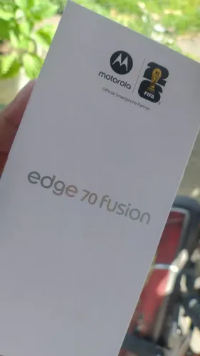 Motorola Edge 70 fusion na caixa lacrado.
