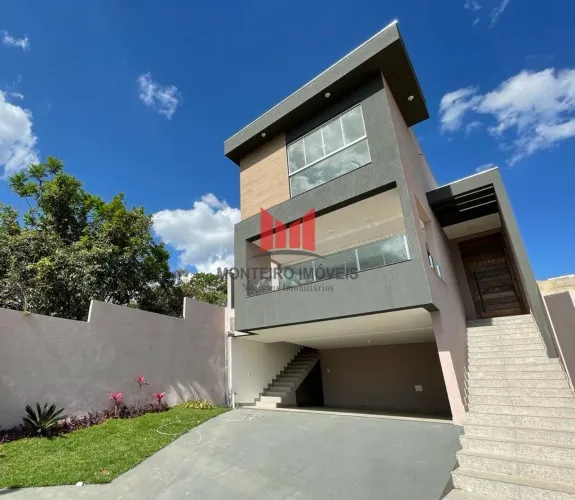 Excelente Casa em Condomínio para Venda localizada no Bairro Trilhas Do Sol, com 3 dormitó